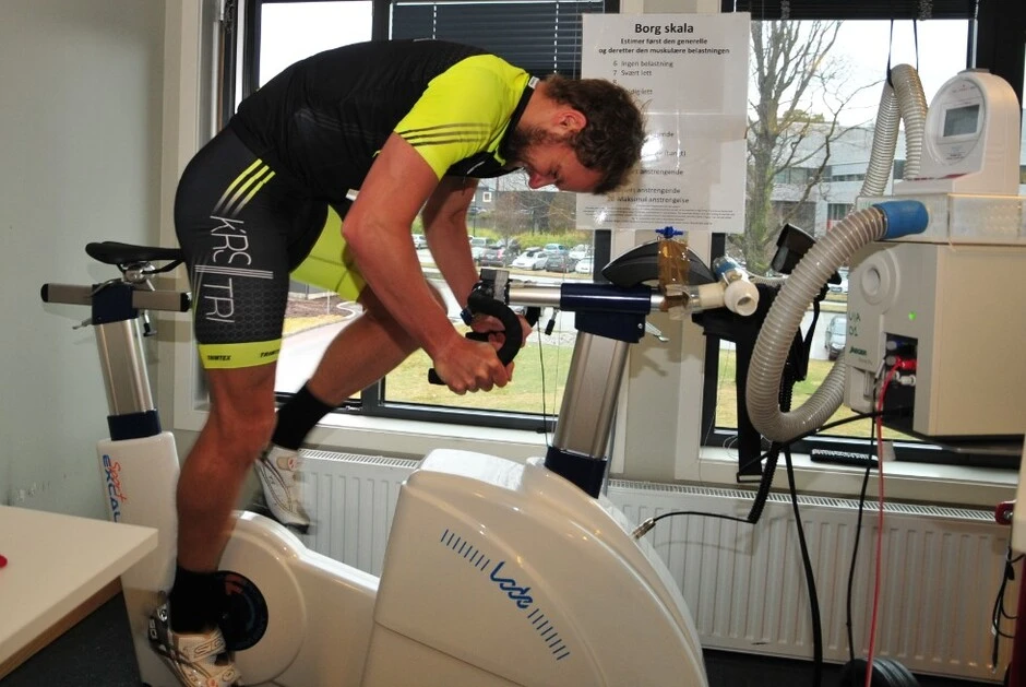 دستگاه تست ورزش با دوچرخه ثابت (Bicycle Ergometer)